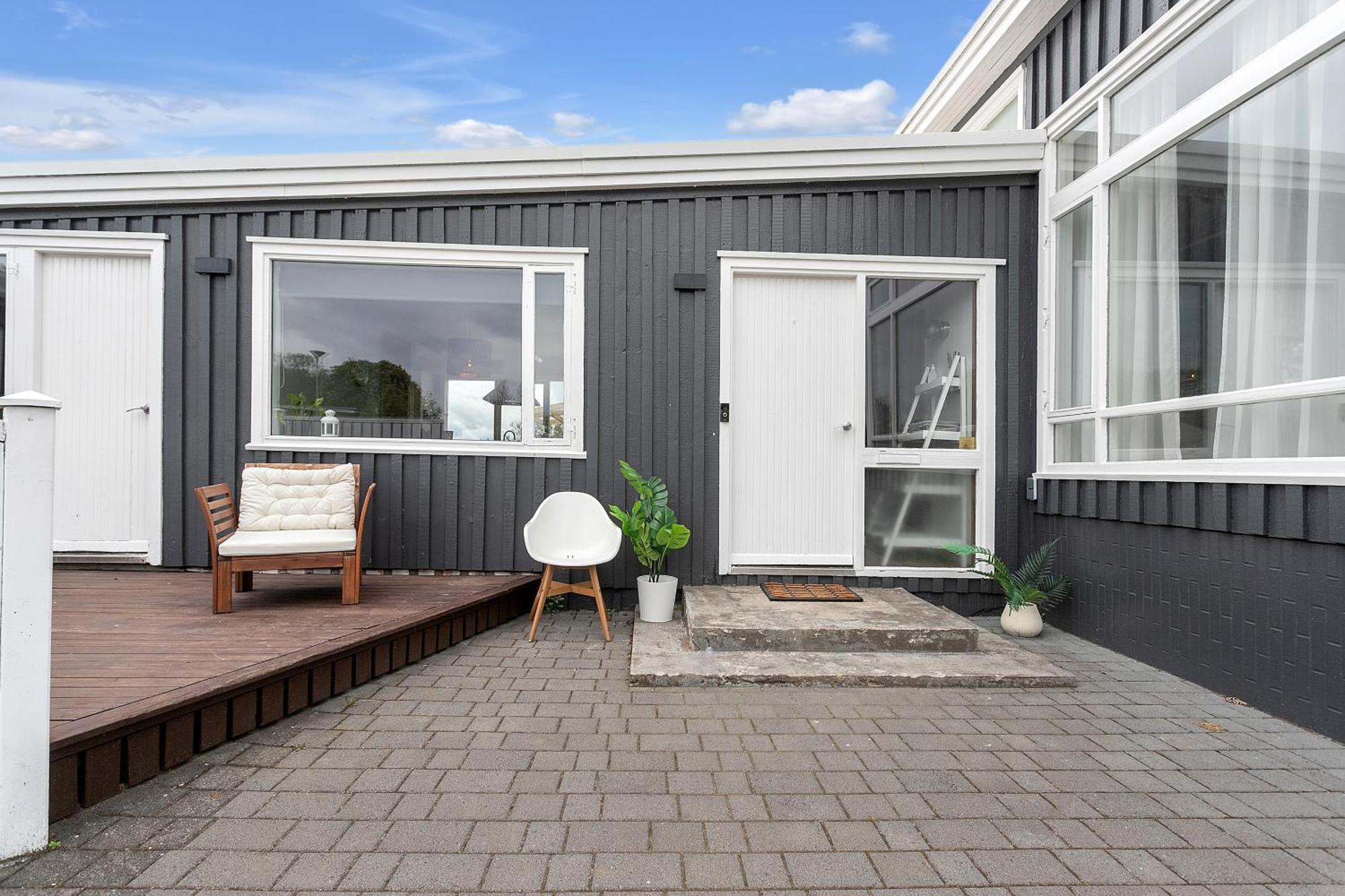 House - Villa With Garden And Hot Tub, 2 Min From Reykjavik Garthabaer Exterior foto